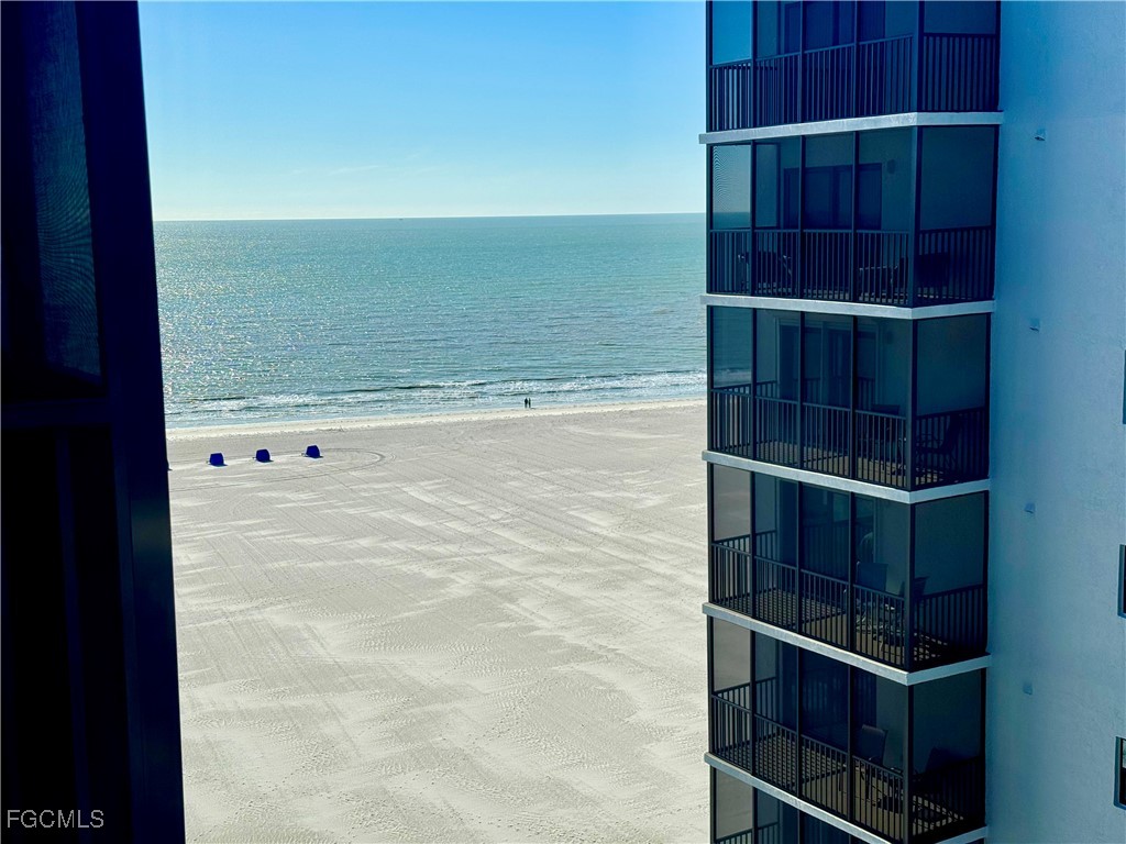 6612 Estero Boulevard 1201