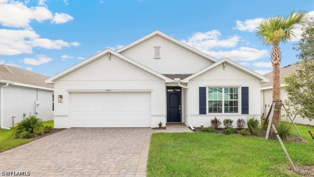Photo 1 of 15 — 1218 NE 14TH Place, Cape Coral, FL 33909