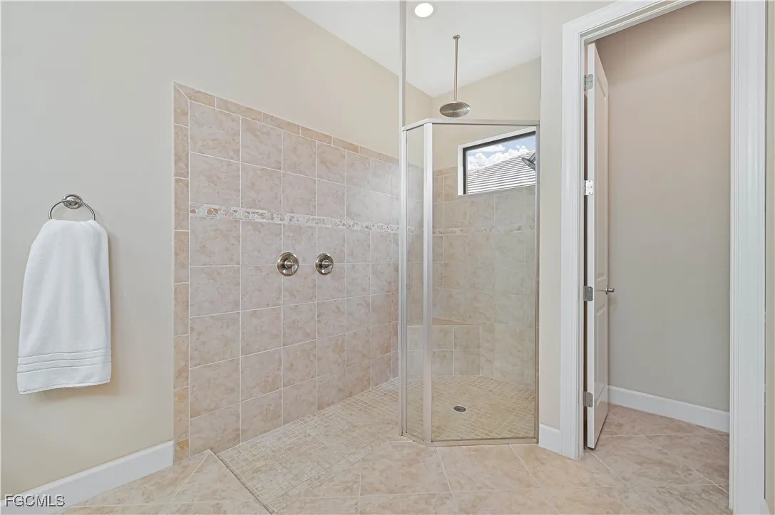 Alva, Florida 33920, United States, 2 Bedrooms Bedrooms, ,3 BathroomsBathrooms,Residential,Active,223962