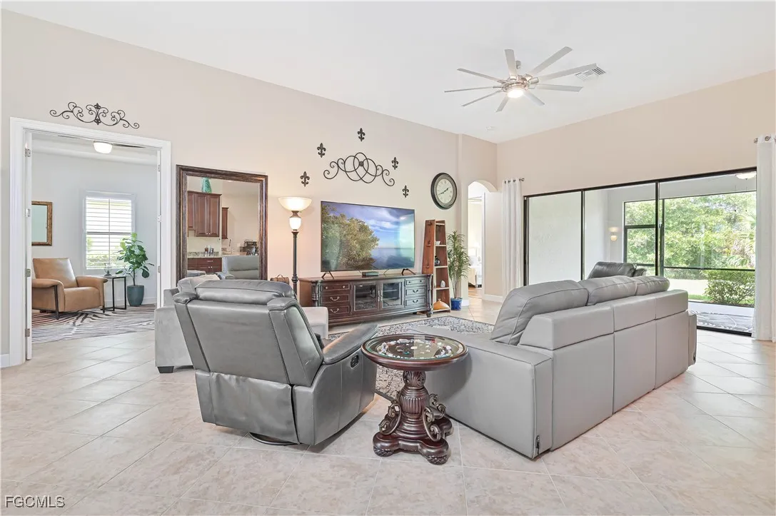 Alva, Florida 33920, United States, 2 Bedrooms Bedrooms, ,3 BathroomsBathrooms,Residential,Active,223962