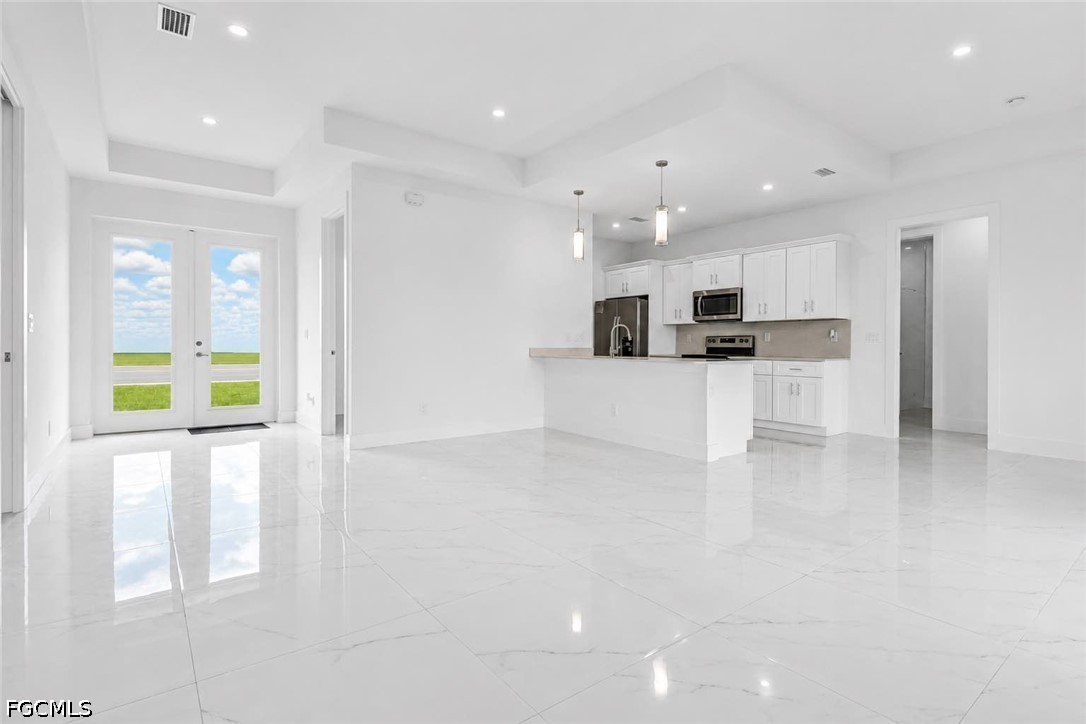 2933 Van Buren Parkway