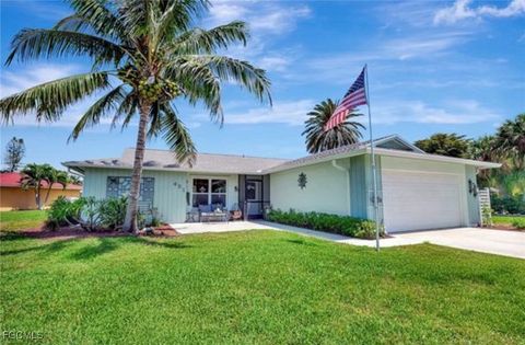 421 Marathon Court Naples FL 34112