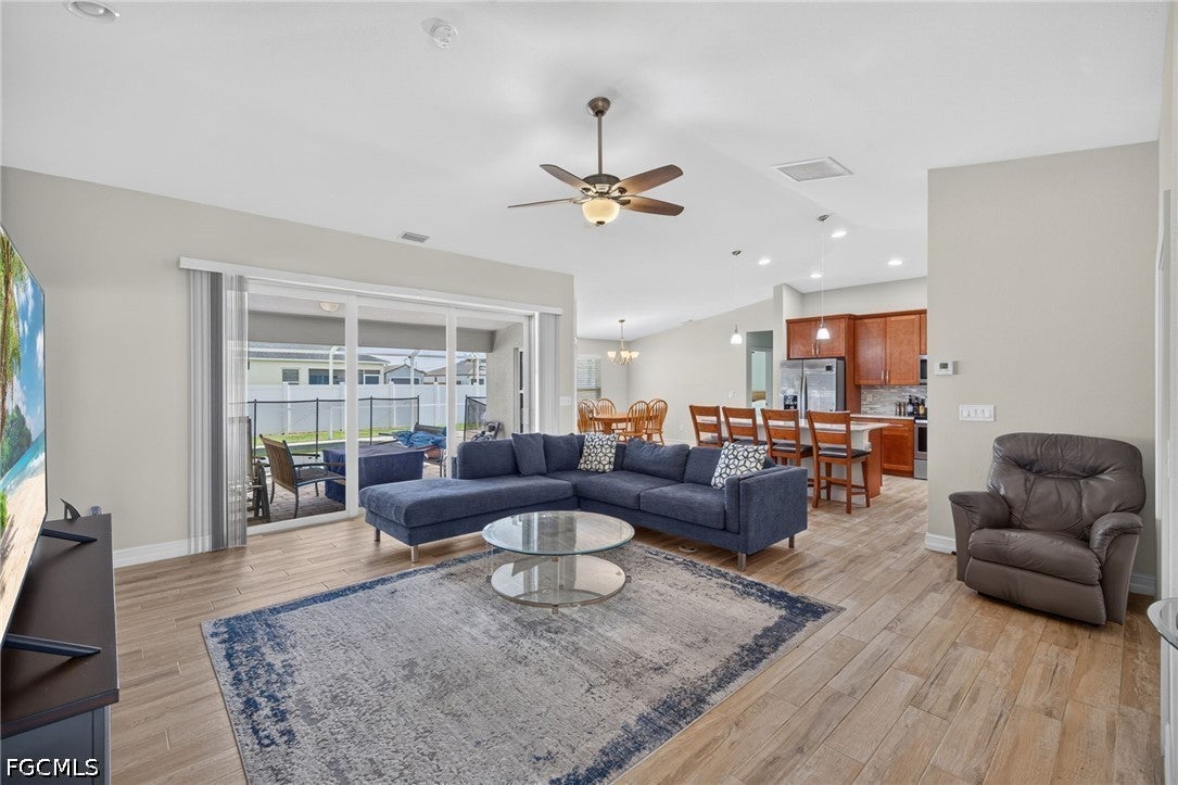 2115 SW 30th Terrace
