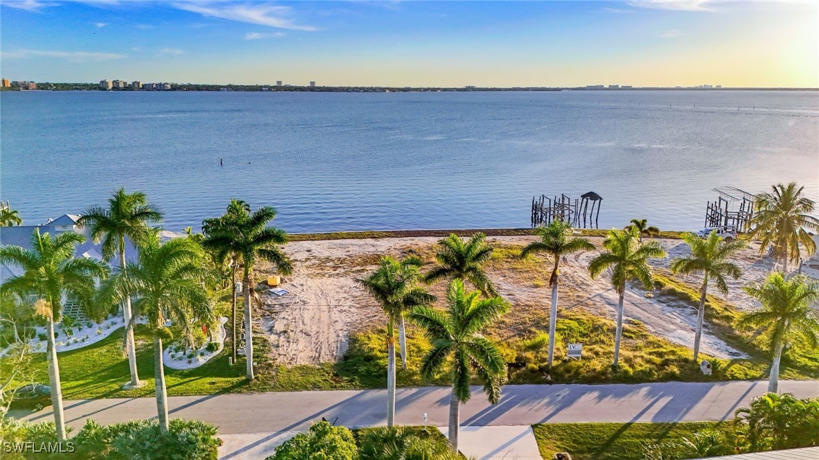 648 Coral Drive