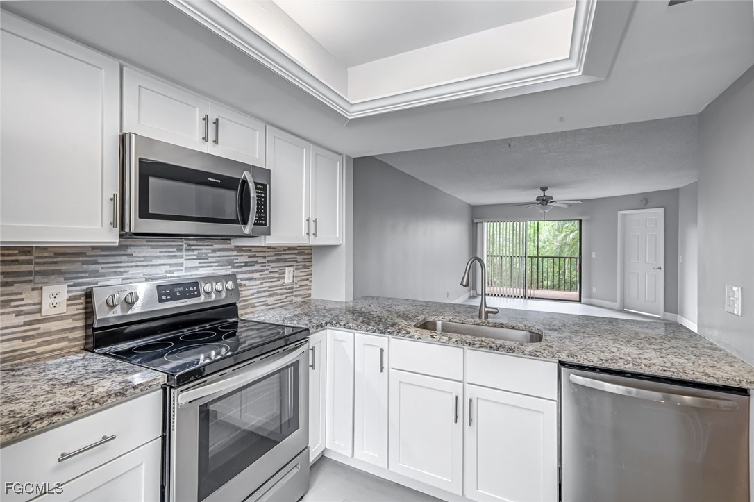 15206 Parkside Drive 102