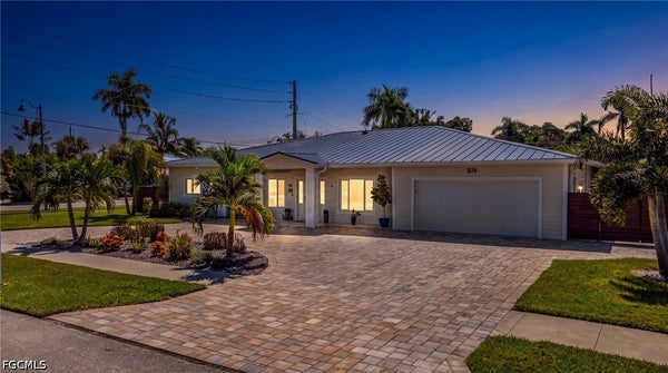 1574 RICARDO AVE, FORT MYERS, FL 33901 - Image d87cf5309fc2c1e67833db73ceee350a/901428118