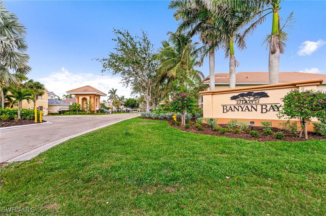8732 Banyan Bay Boulevard