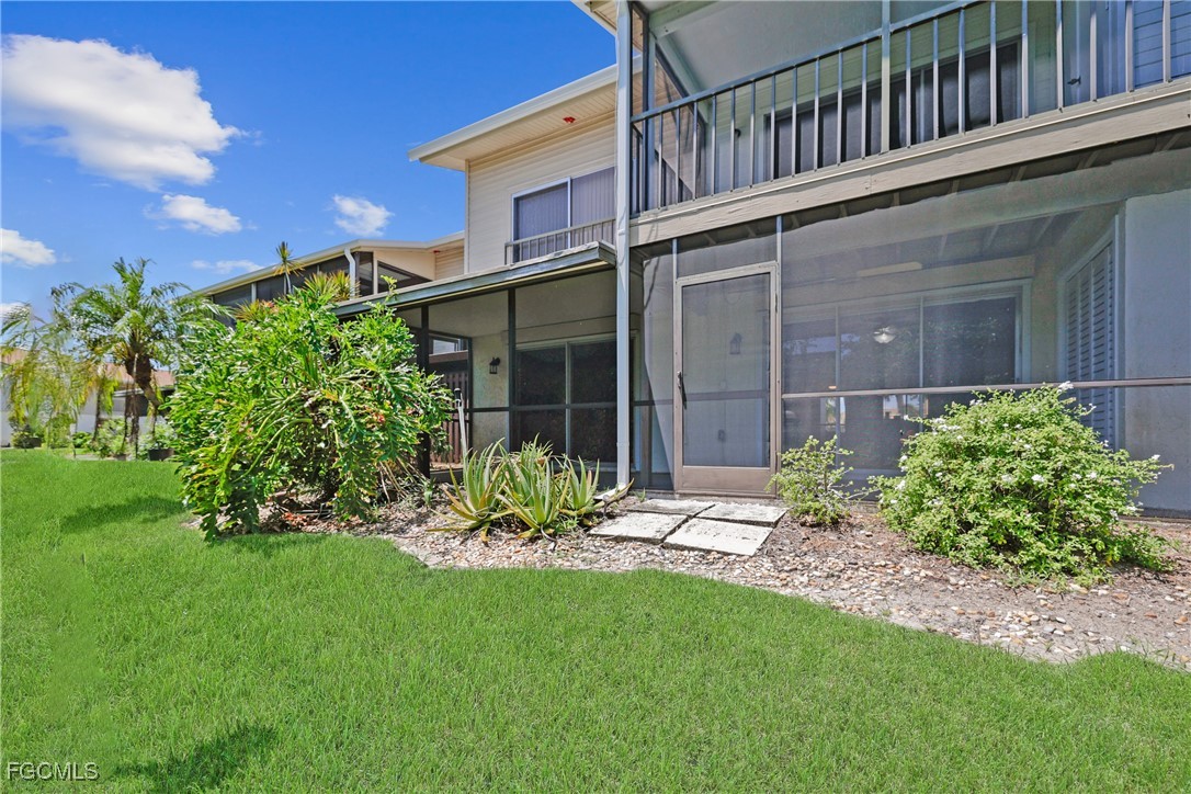 5705 Foxlake Drive 4