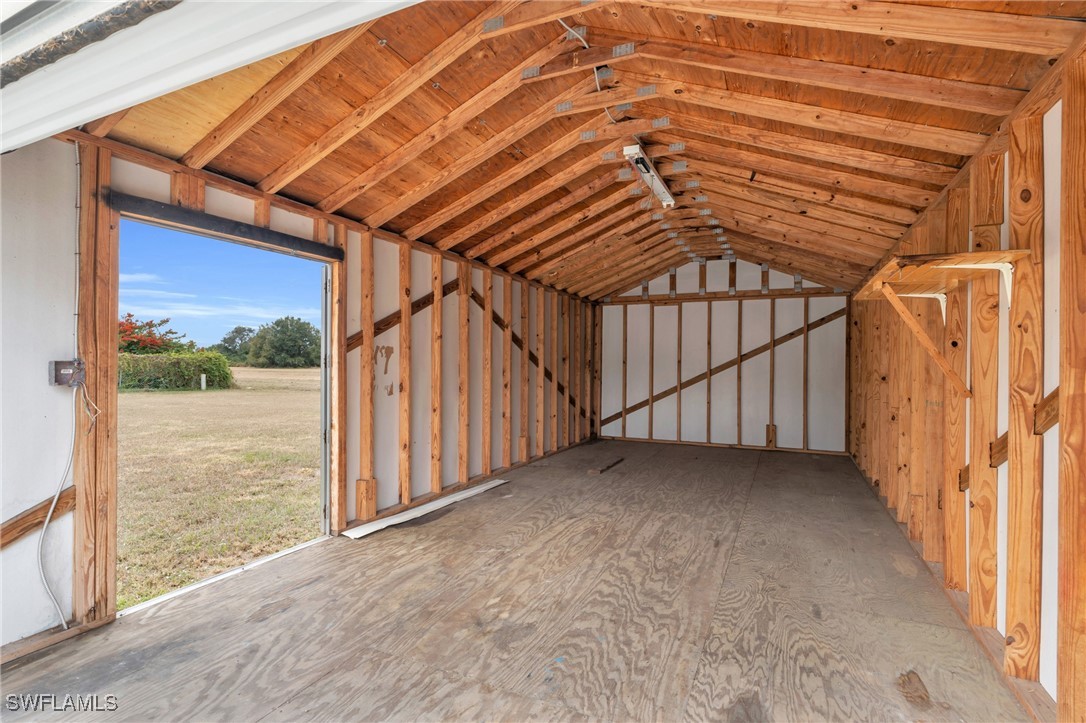 4185 Tanglewood Lane