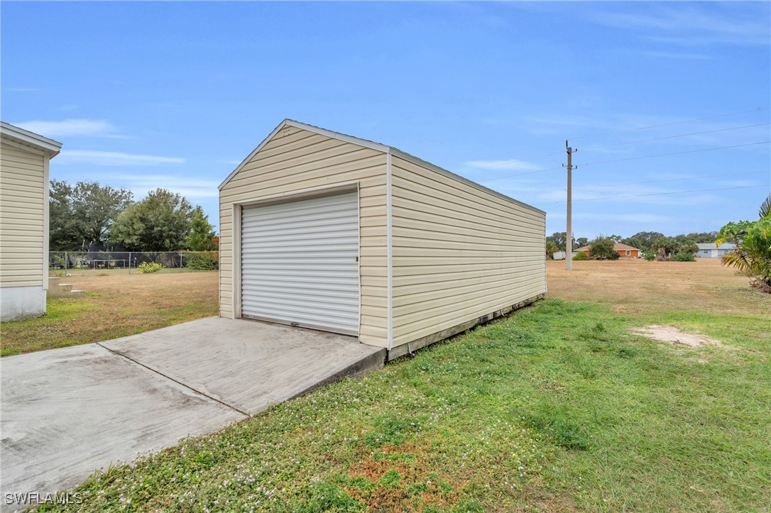 4185 Tanglewood Lane