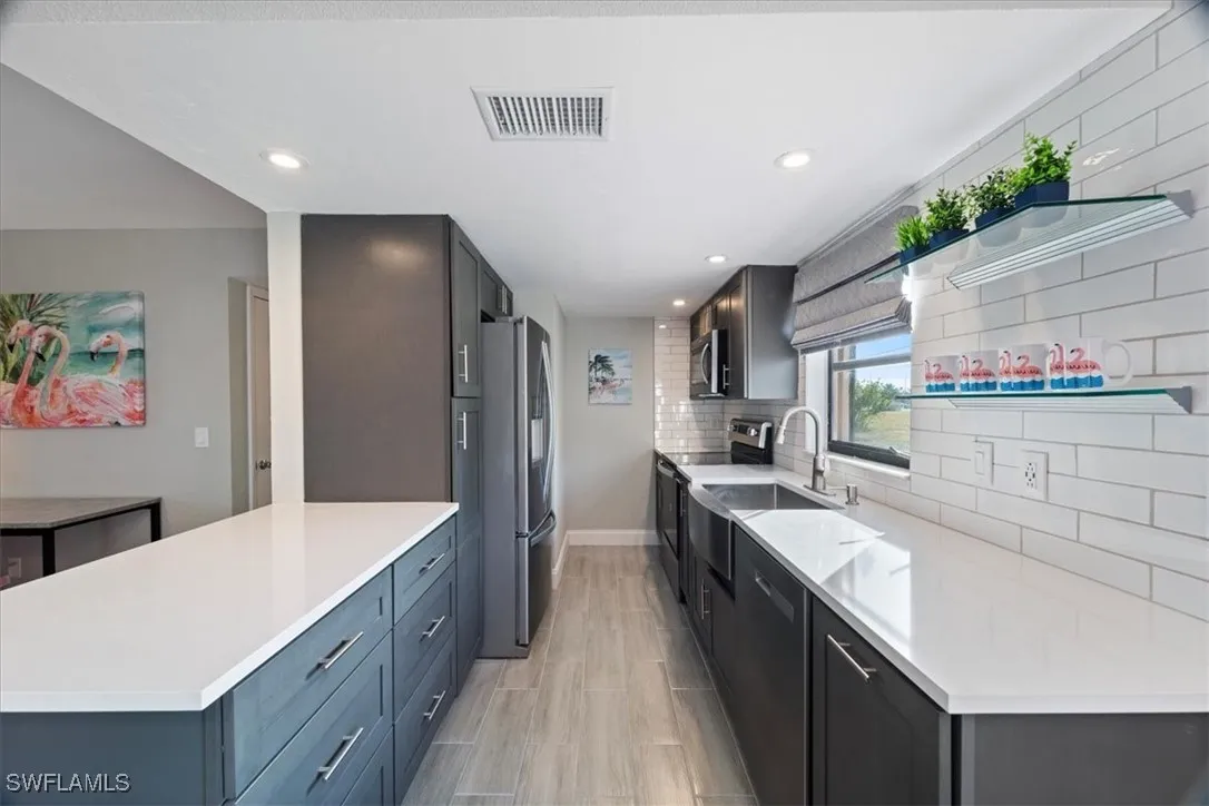 Cape Coral, Florida 33914, United States, 2 Bedrooms Bedrooms, ,2 BathroomsBathrooms,Residential,Active,226666