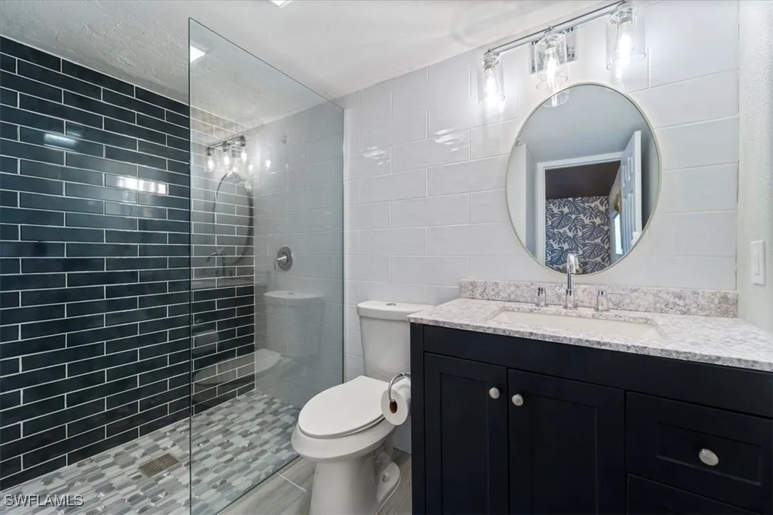 Cape Coral, Florida 33914, United States, 2 Bedrooms Bedrooms, ,2 BathroomsBathrooms,Residential,Active,226666