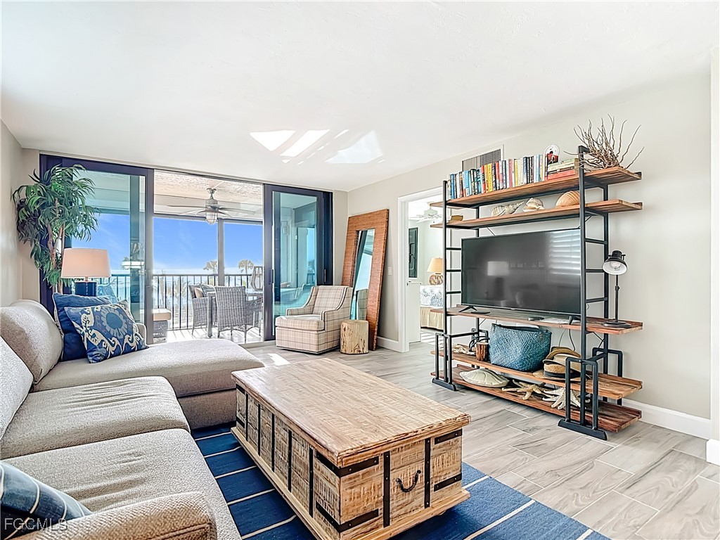 2810 Estero Boulevard 312