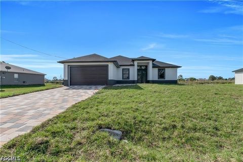 Photo of 4628 Anita Avenue N, Lehigh Acres, FL 33971 (MLS # 2026018923)