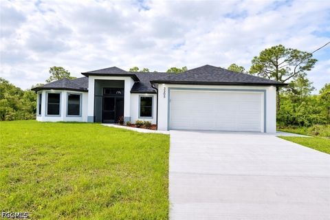 3305 39th Street W Lehigh Acres FL 33971