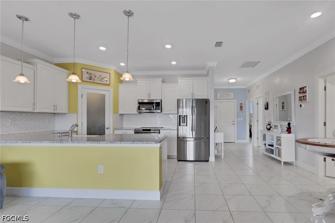 1519 NE 8th Place