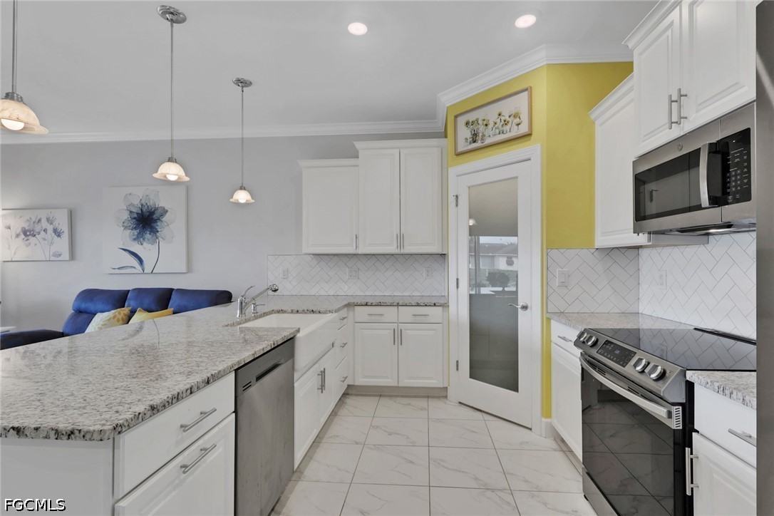 1519 NE 8th Place