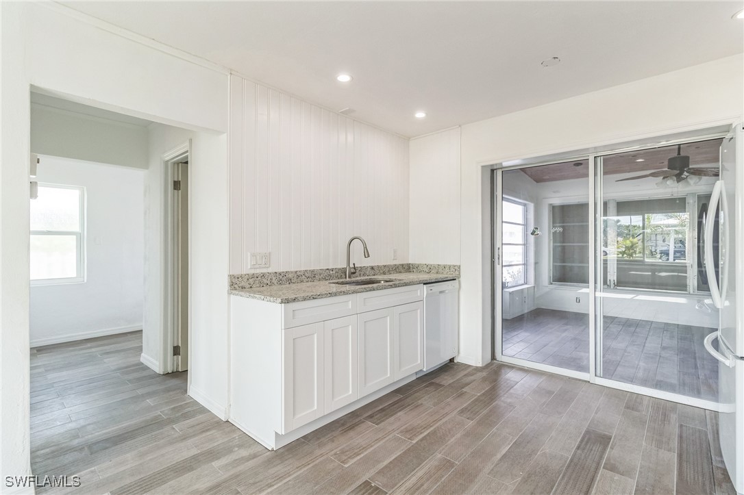 2421 Oleander Street