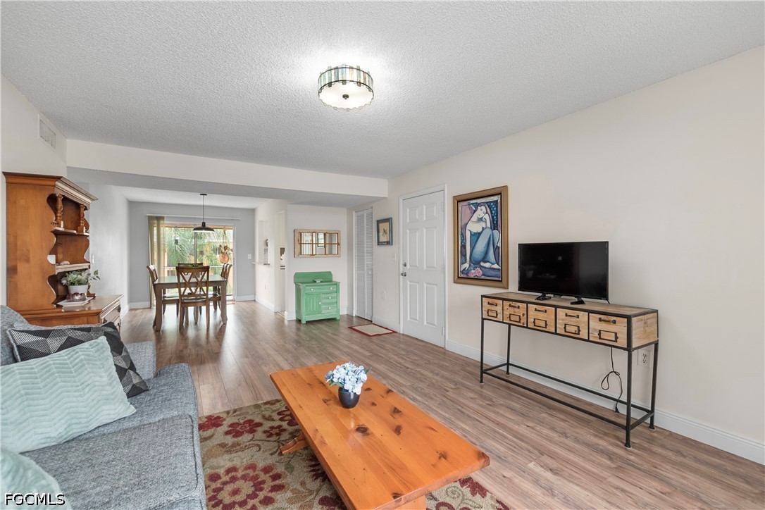 12620 Kenwood Lane C