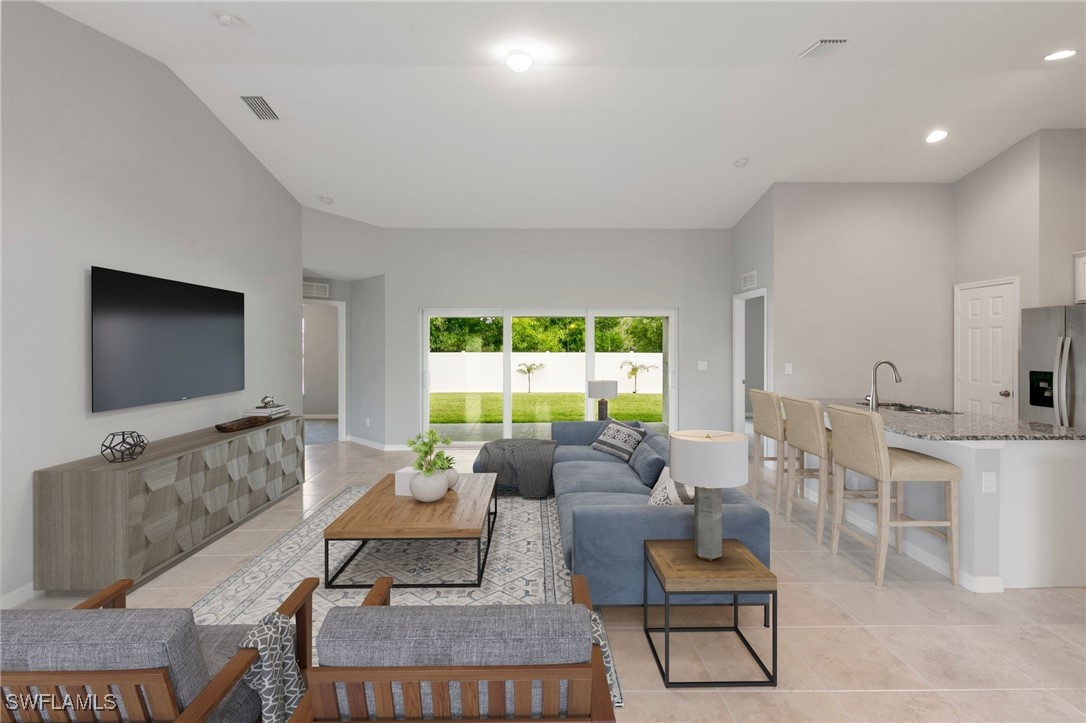 4732 NW 39th Avenue
