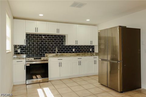 Tiny photo for 2055 Braman Avenue, Fort Myers, FL 33901 (MLS # 2026031273)