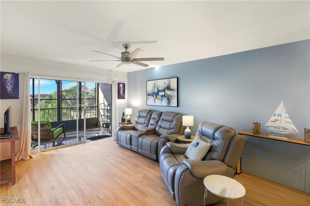 2111 Barkeley Lane 18