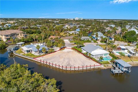 3164 Lakeview Drive Naples FL 34112