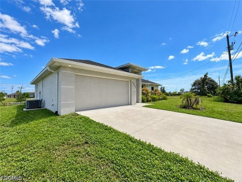 Tiny photo for 2509 NE 19th Avenue, Cape Coral, FL 33909 (MLS # 2026039559)