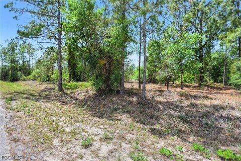 Tiny photo for 403 Wellington Avenue, Lehigh Acres, FL 33972 (MLS # 2026017211)