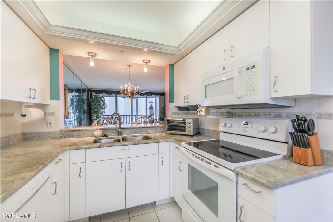 4431 Bay Beach Lane 543