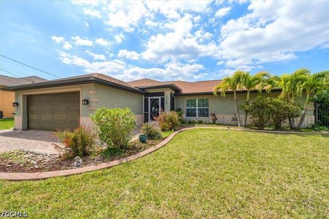 Photo of 4548 SW 16th Place, Cape Coral, FL 33914 (MLS # 2026015111)