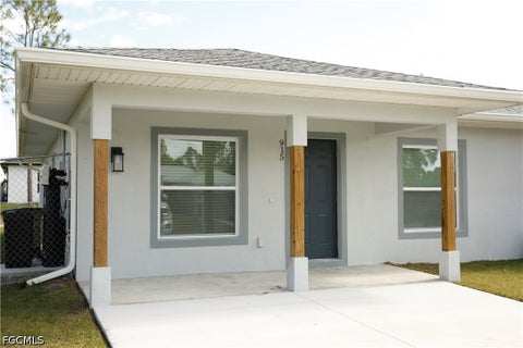 Photo of 917 Graystone Avenue, Lehigh Acres, FL 33974 (MLS # 2026026835)