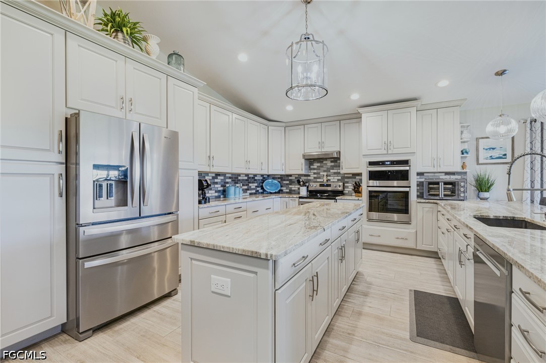 1203 N Brandywine Circle