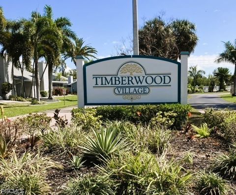 6024 Timberwood Circle 220 Fort Myers FL 33908