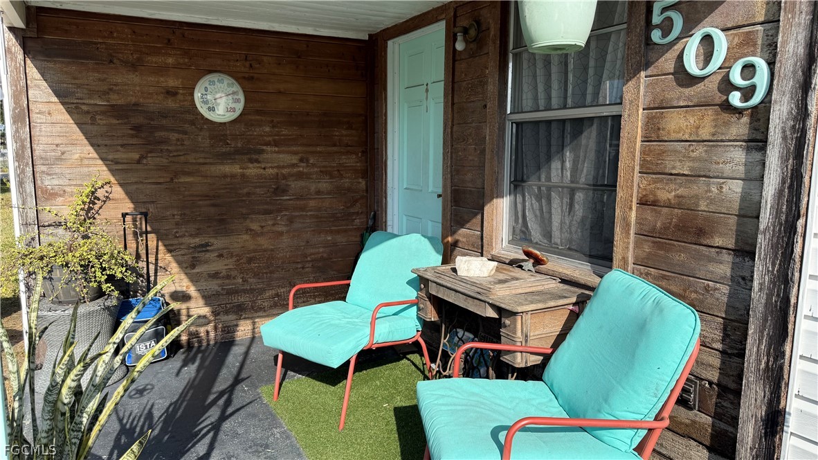 509 E Pasadena Avenue