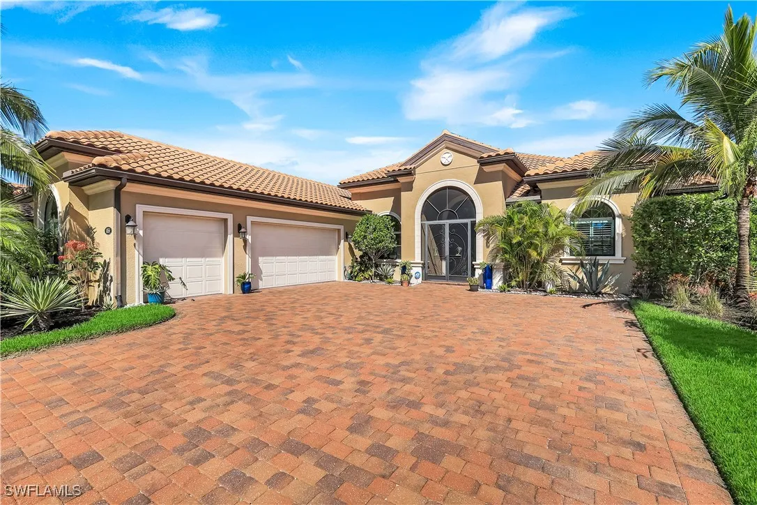 Naples, Florida, 34120, United States, 4 Bedrooms Bedrooms, ,3 BathroomsBathrooms,Residential,Active,1968606