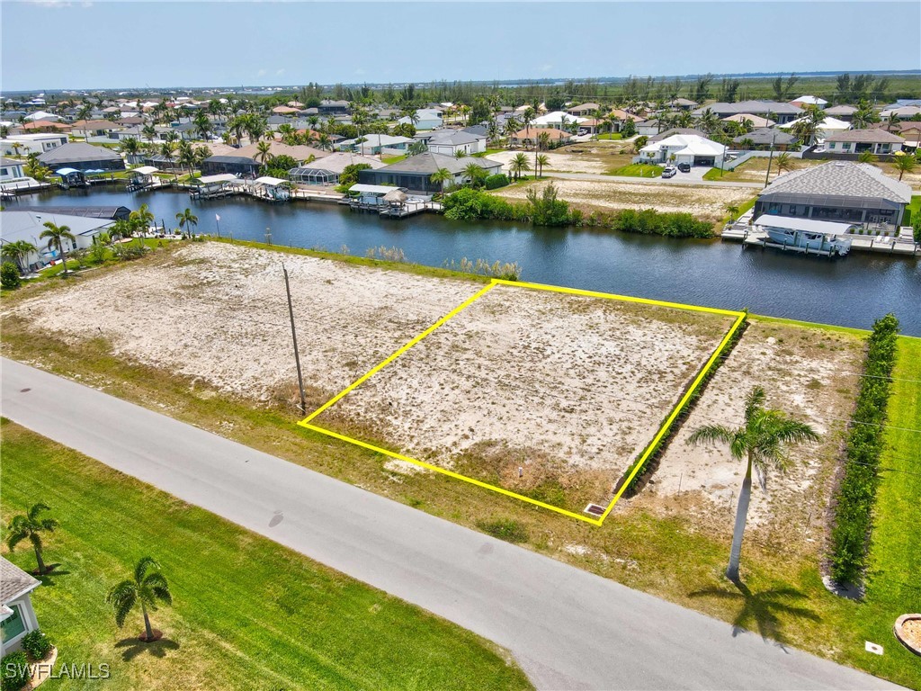 112 NW 37th Place