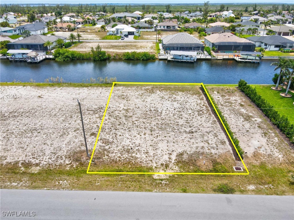 112 NW 37th Place