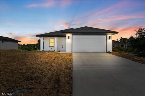 3105 42nd Street W Lehigh Acres FL 33971