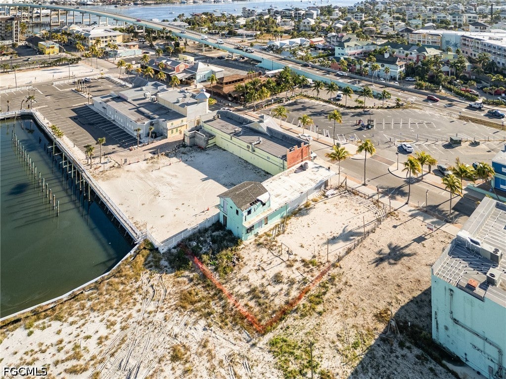 185 Old San Carlos Boulevard