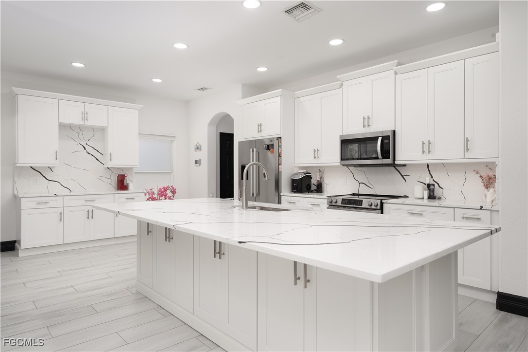 8740 Banyan Bay Boulevard