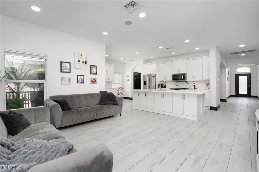 8740 Banyan Bay Boulevard