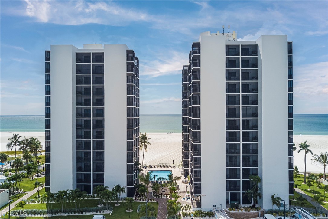 6610 Estero Boulevard 24