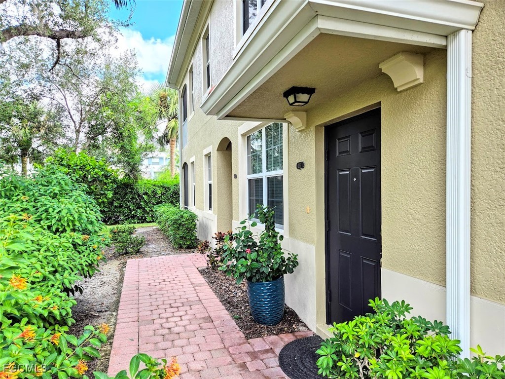 8541 Oakshade Circle 1