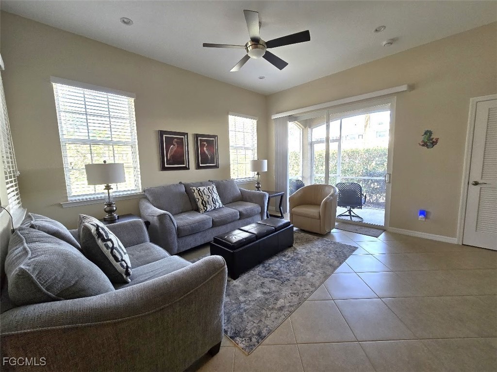 8541 Oakshade Circle 1