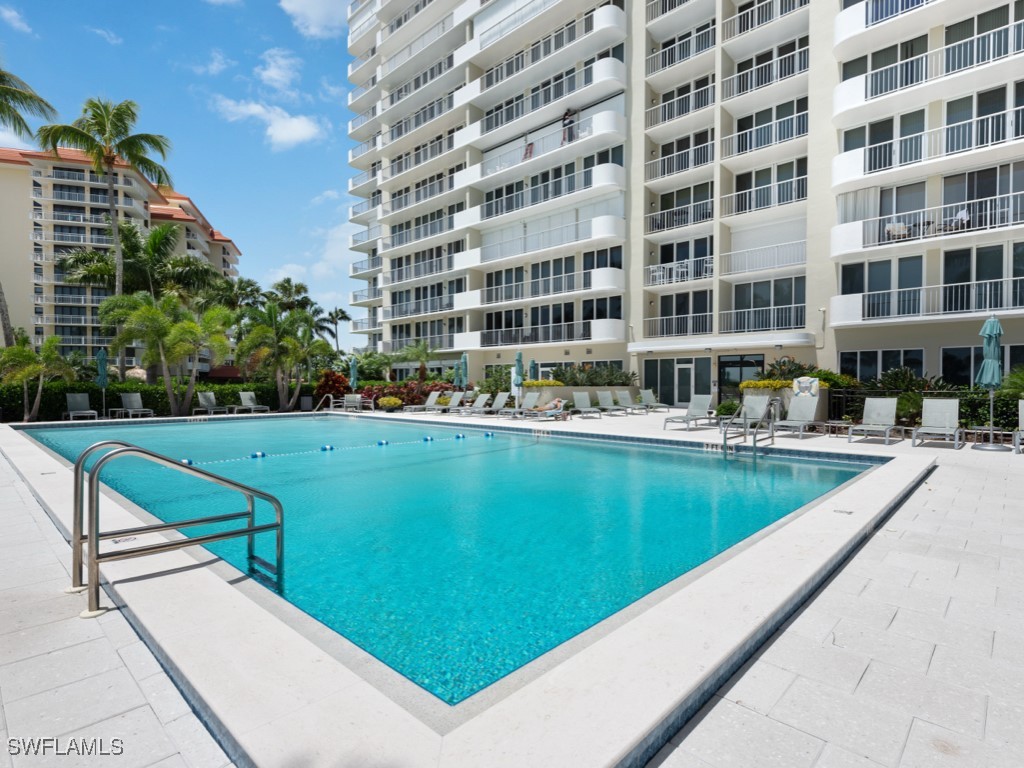 140 Seaview Court 206N