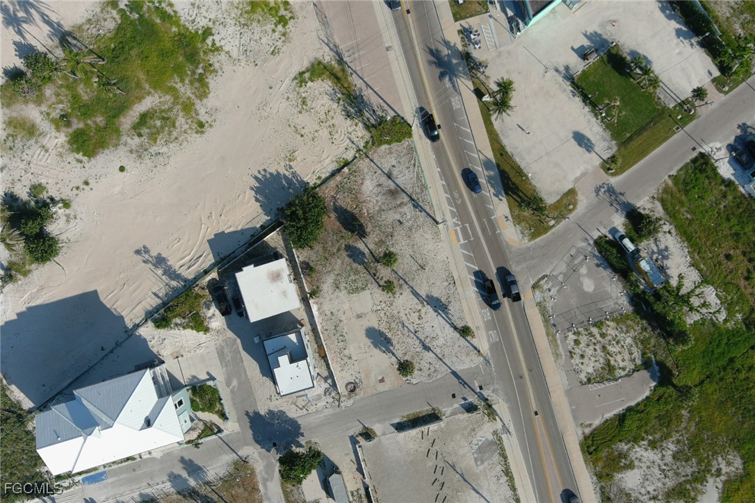 2330 Estero Boulevard