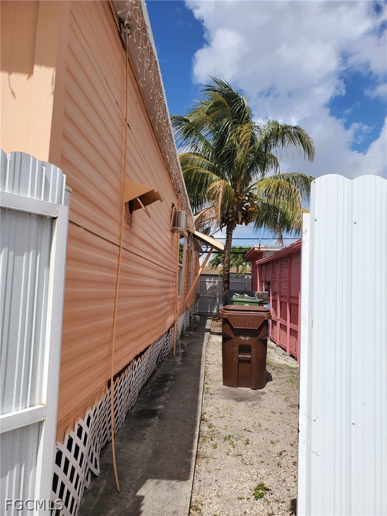 1401 W 29TH Street C54