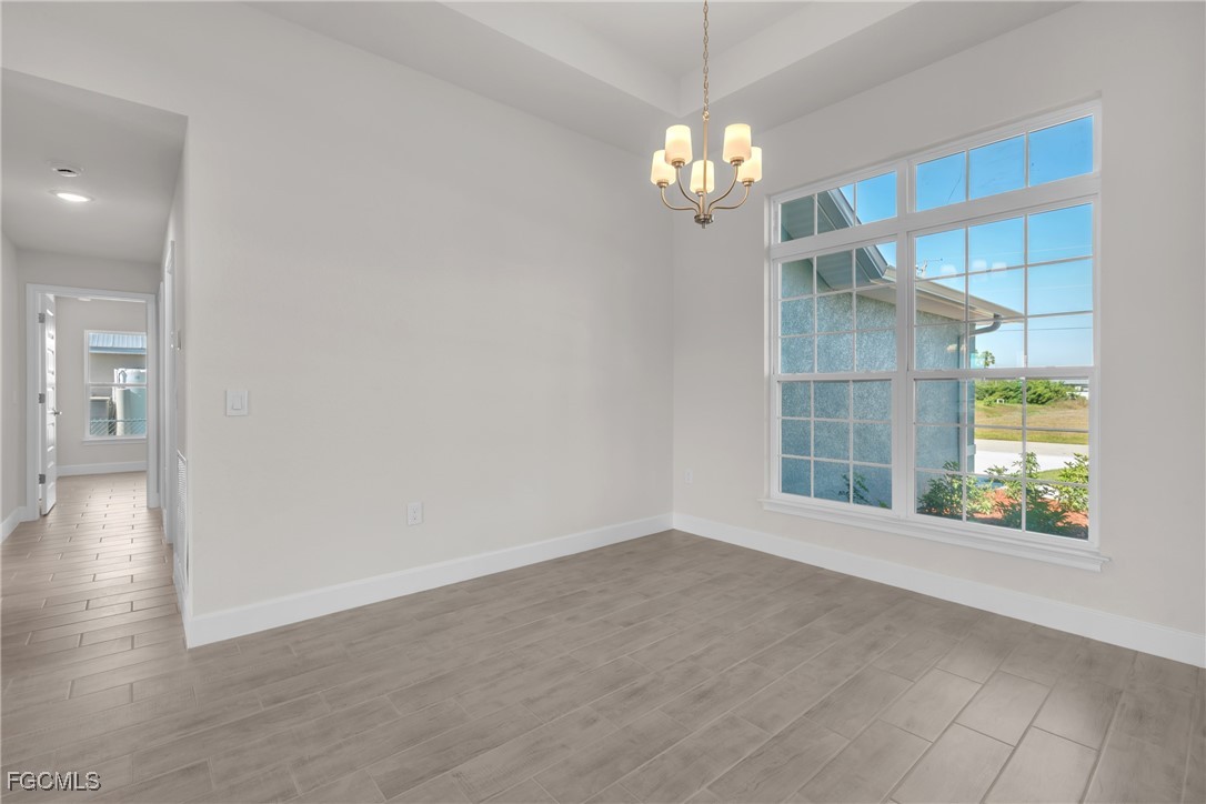 3922 NW 40th Terrace