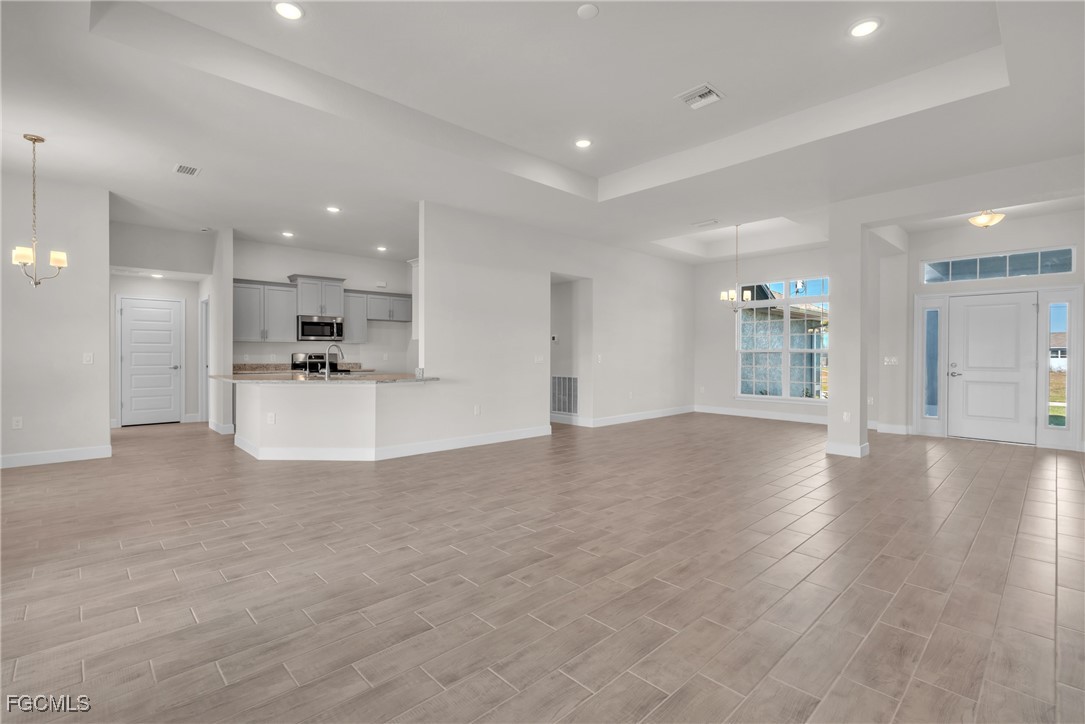 3922 NW 40th Terrace